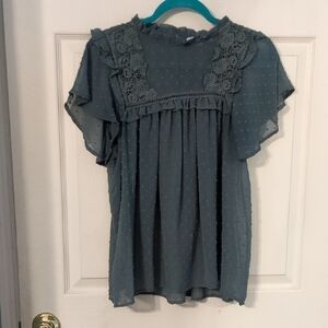 Elegant Green Women's Blouse